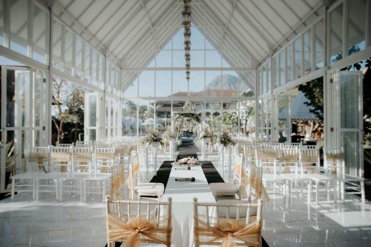 Royal Hotel And Villa Batu Batu  Exterior photo